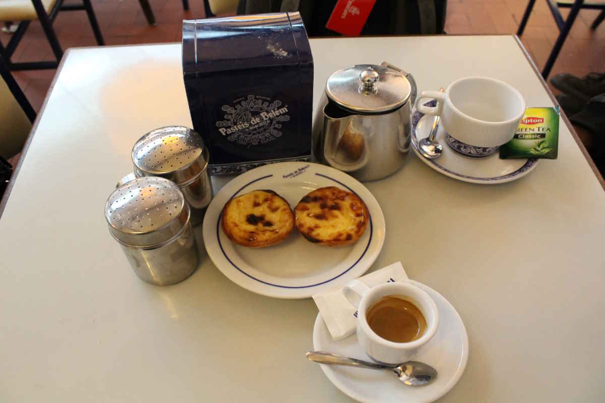 Traditional Custard Cakes - Belém